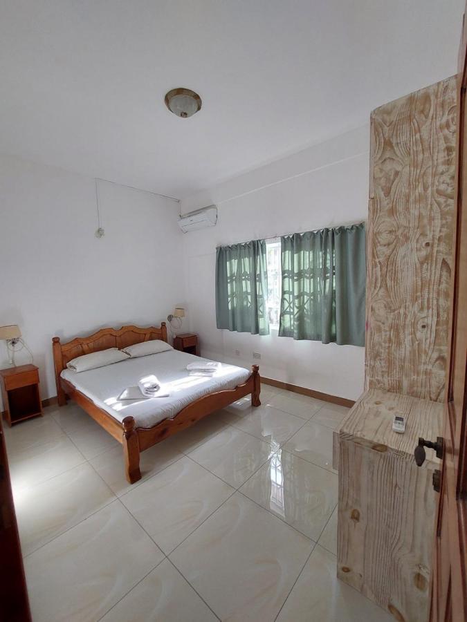 Beau Vallon Villa Self Catering With Pool Exterior photo